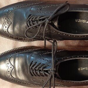 Marc Fisher Black womens leather wingtip laced oxfords sz 9M